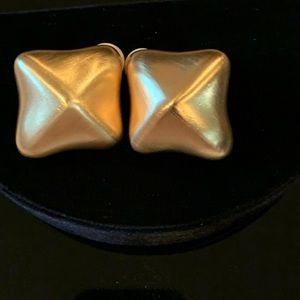 ANNE KLEIN CLIP ON BRUSHED GOLD EARRINGS